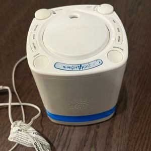 Munchkin sound machine and nightlight